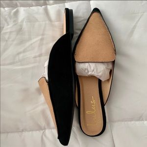 Black and Tan Lulu mules